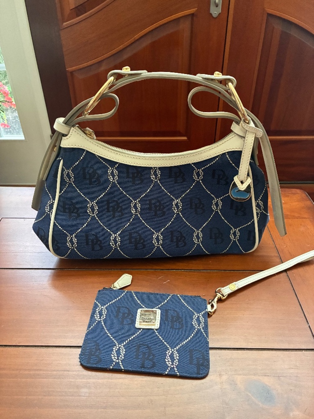 Vintage/Y2K-era Dooney & Bourke Signature Rope Collection bag & coin purse